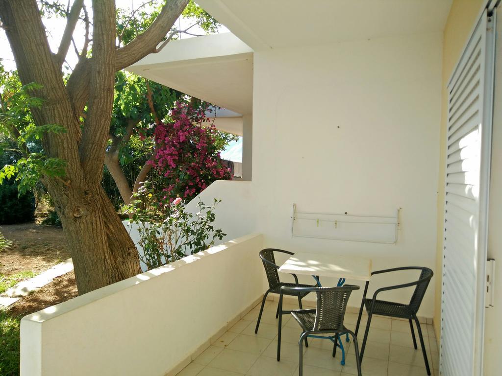 Ledakis Studios Frangokastello Exterior foto